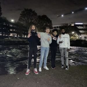 Meet your Posher, Jeremiah